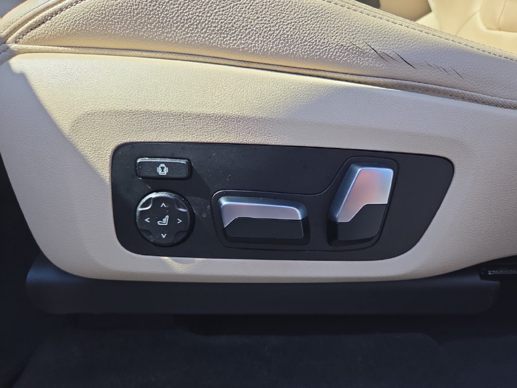 Used 2019 BMW X3 sDrive30i RWD image 11