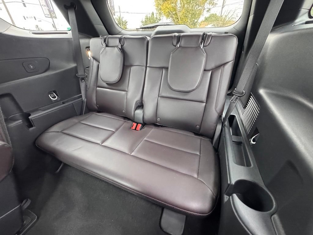Used 2026 Ford Explorer Platinum RWD image 31