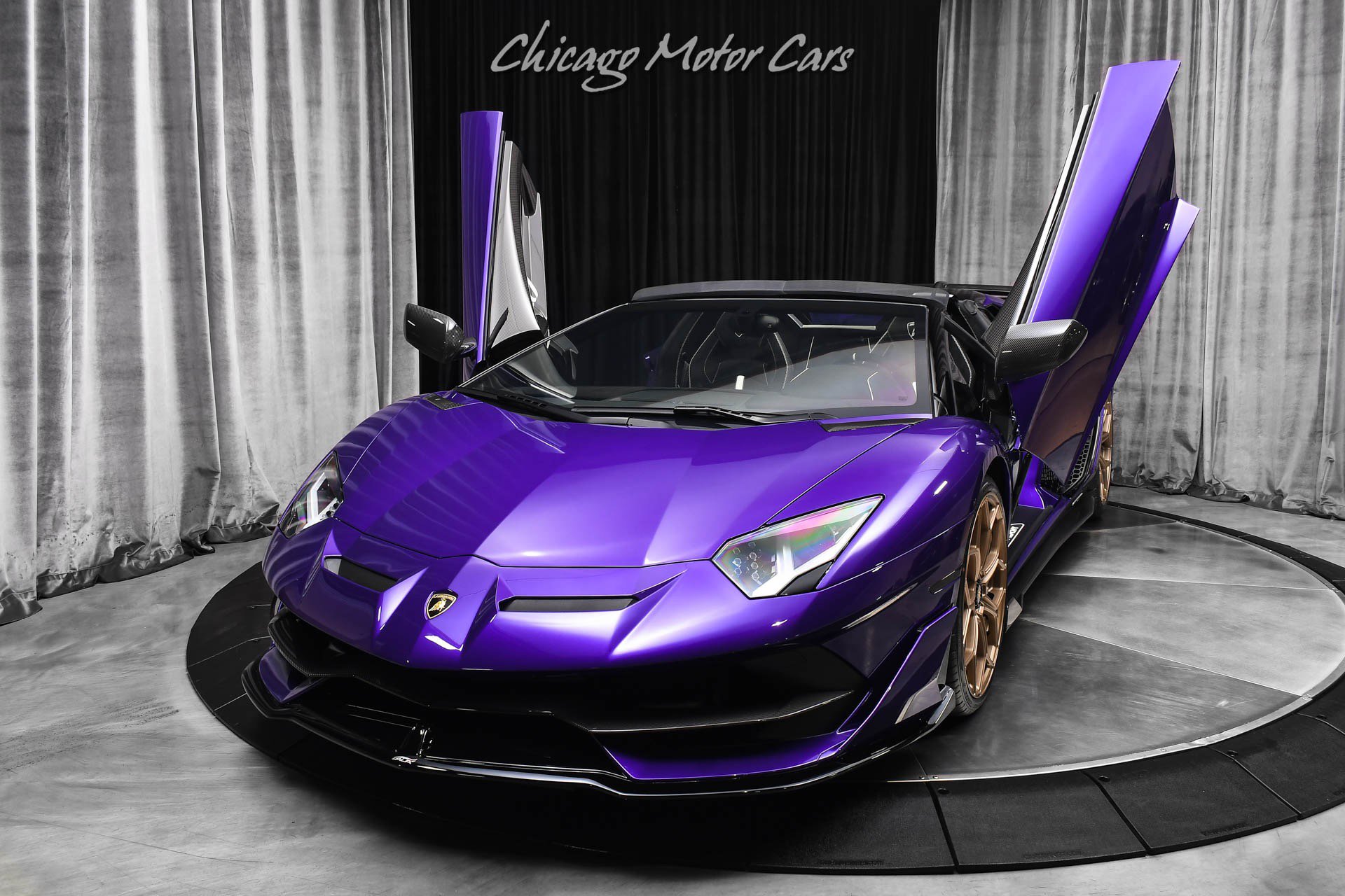 Used 2021 Lamborghini Aventador SVJ image 2