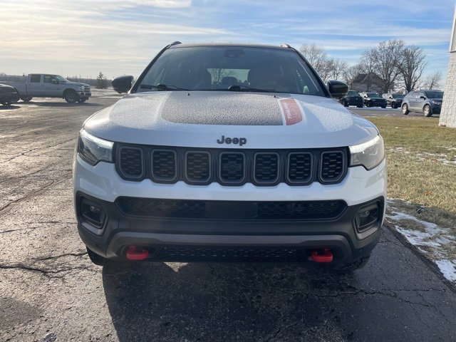 Used 2024 Jeep Compass Trailhawk w/ Trailhawk Elite Group image 6