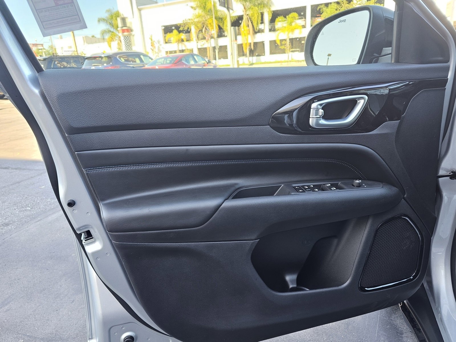 New 2026 Jeep Compass Latitude image 20