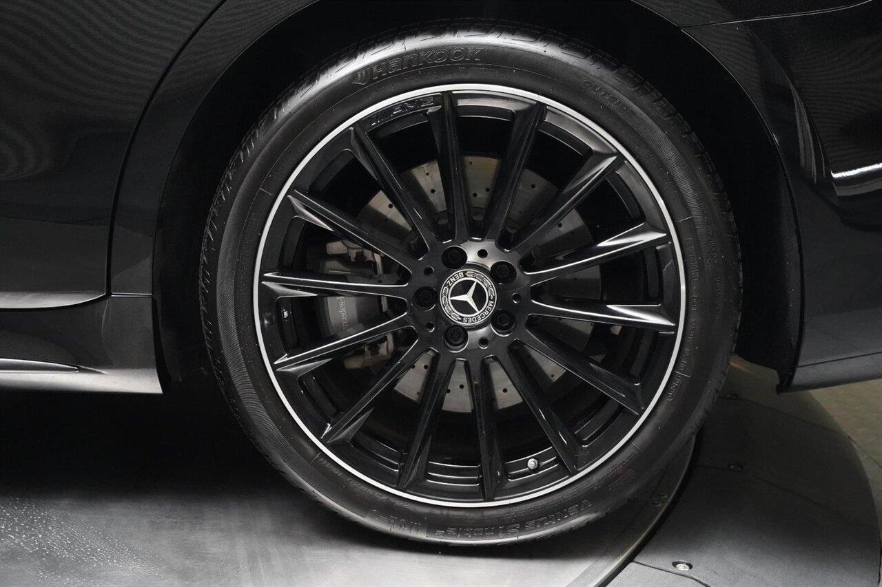 Used 2022 Mercedes-Benz S 500 4MATIC w/ AMG Line Package image 46