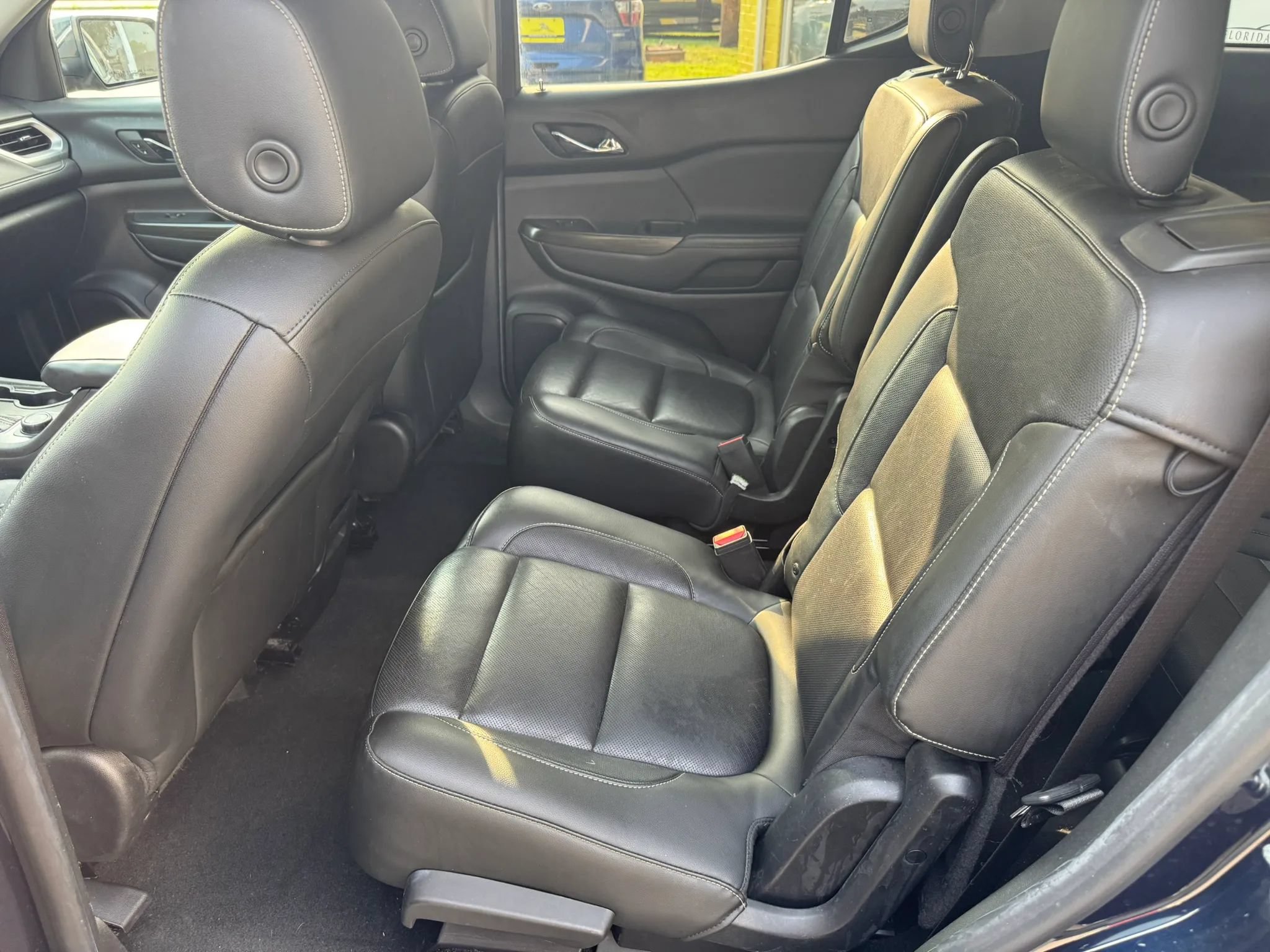 Used 2017 GMC Acadia SLT FWD image 19