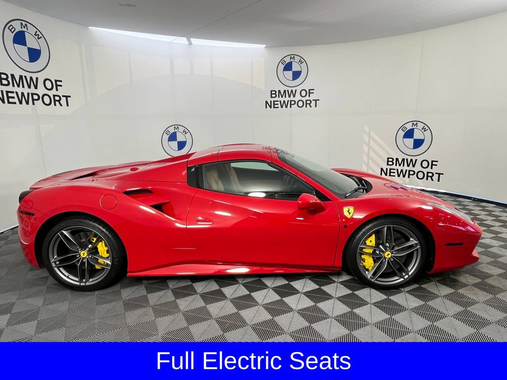 Used 2019 Ferrari 488 Spider RWD image 17