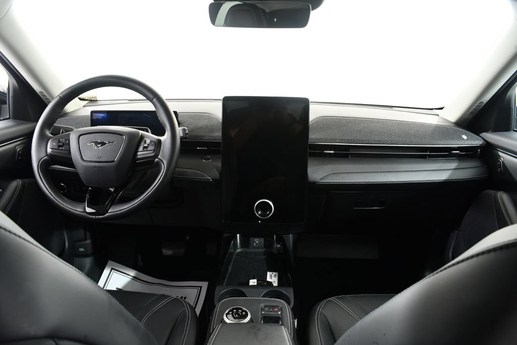 Used 2023 Ford Mustang Mach-E Premium AWD/4WD image 7
