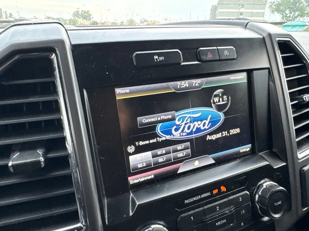 Used 2015 Ford F150 XLT w/ Equipment Group 302A Luxury AWD/4WD image 24