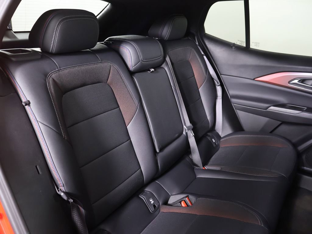 Used 2024 Chevrolet Equinox EV RS image 30