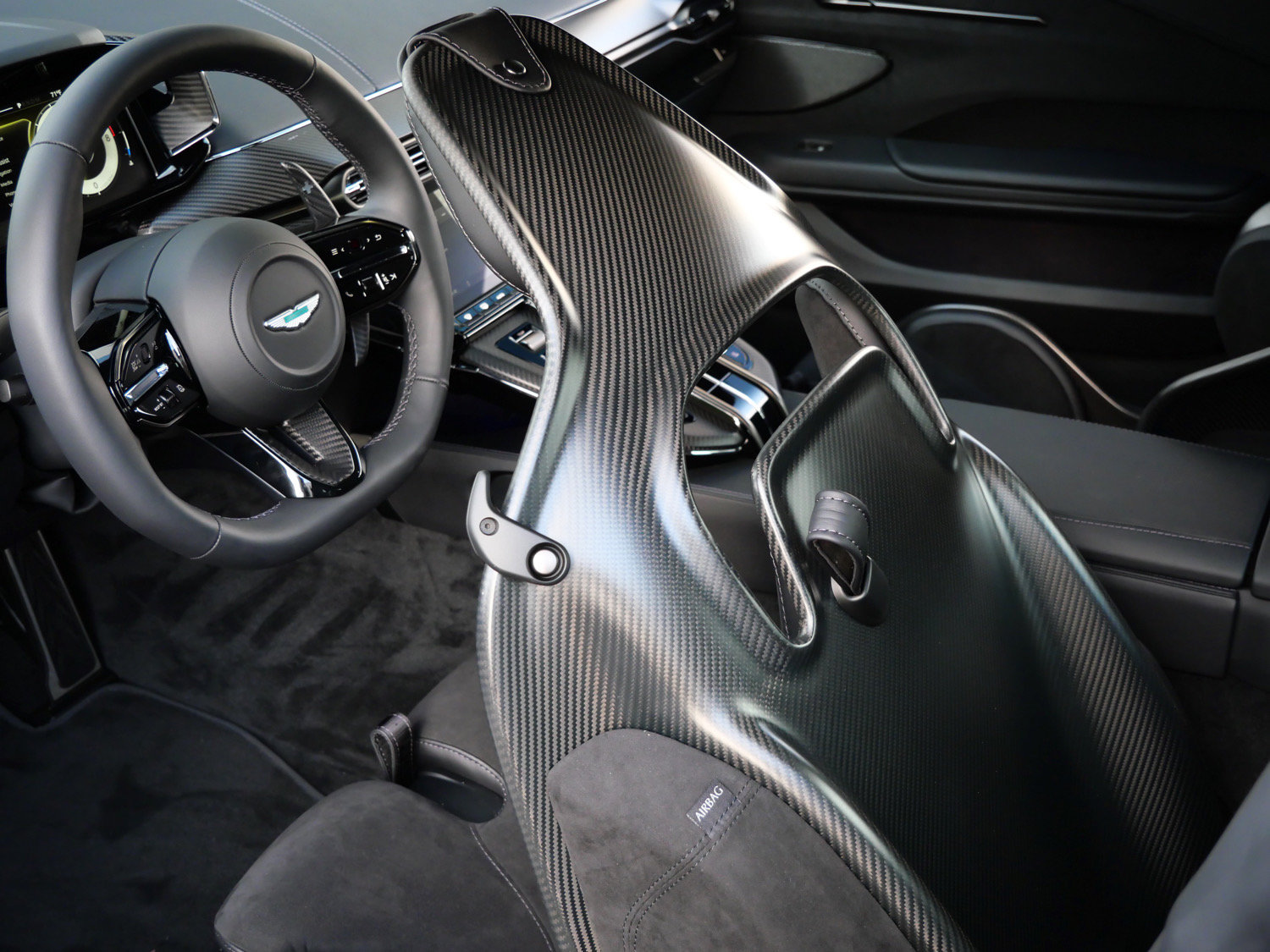 New 2026 Aston Martin V8 Vantage S RWD image 23