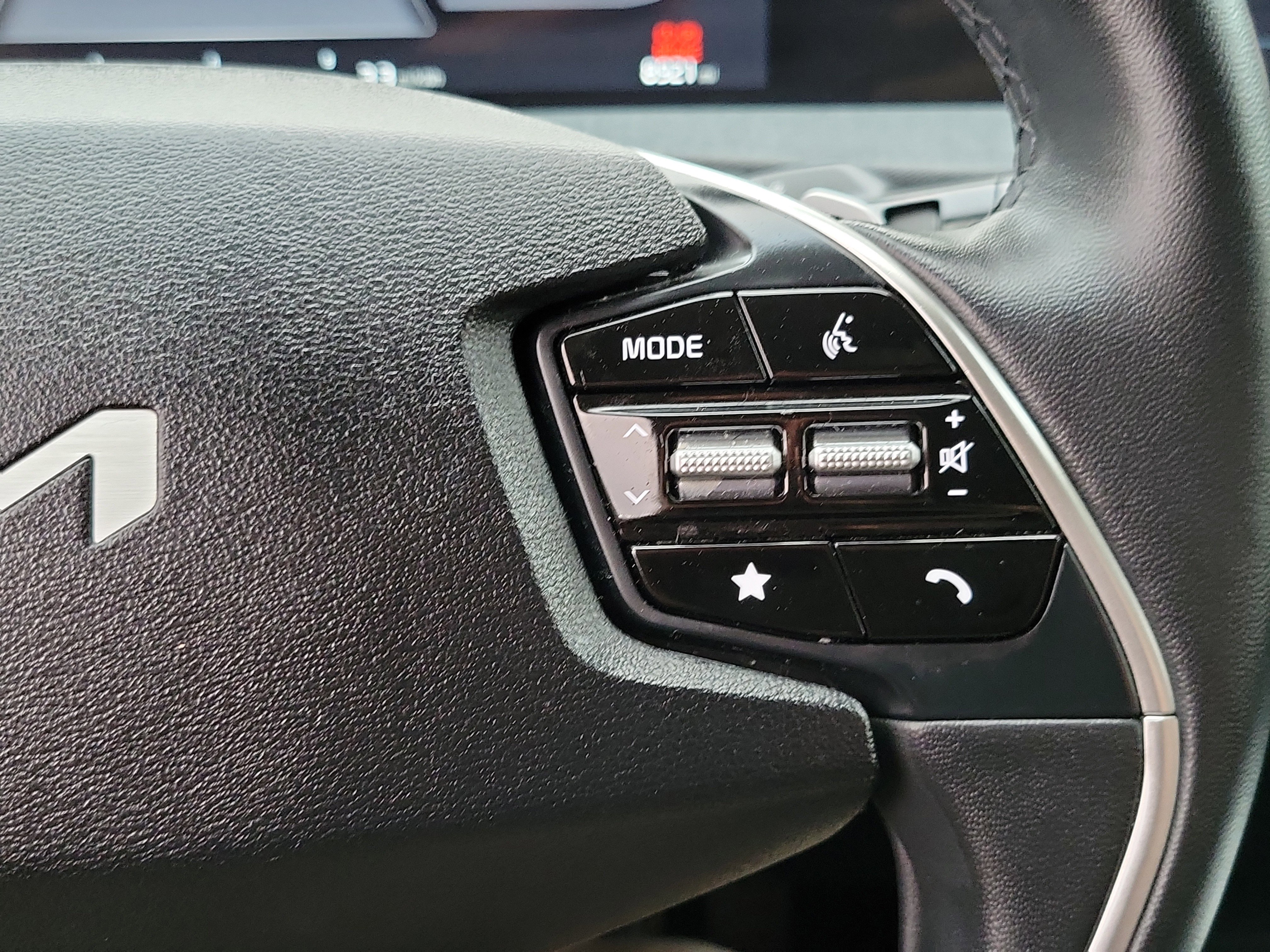 Used 2024 Kia EV6 Light image 12