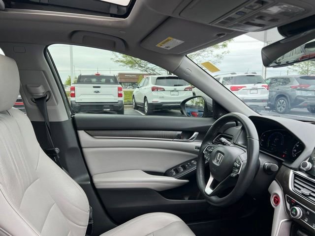 Used 2019 Honda Accord Touring image 38