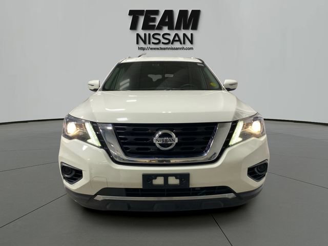 Used 2018 Nissan Pathfinder S AWD/4WD image 2