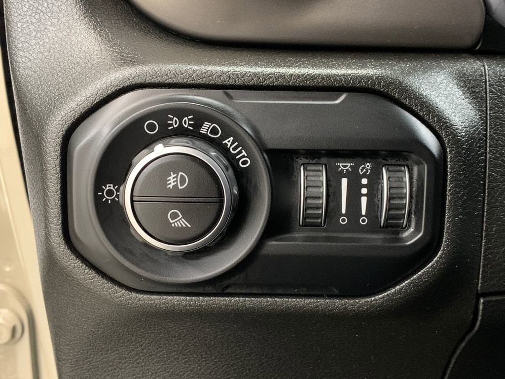 Used 2020 Jeep Gladiator Sport w/ Quick Order Package 24S image 14