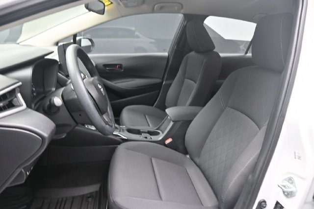 Used 2024 Toyota Corolla LE FWD image 18