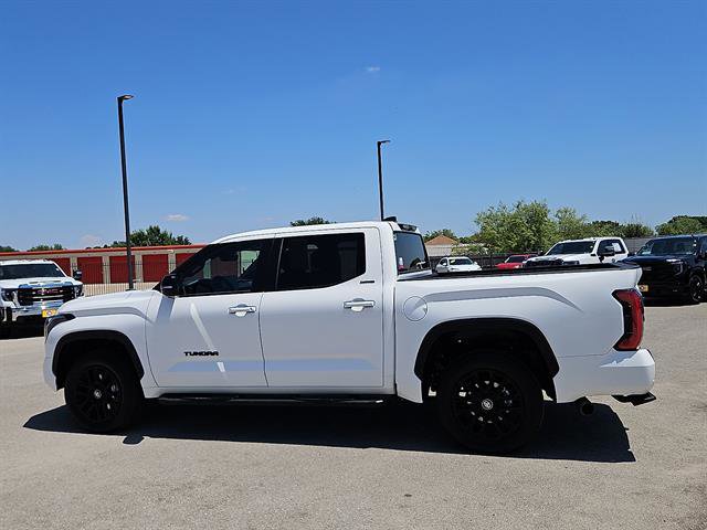 Used 2026 Toyota Tundra Limited AWD/4WD image 2