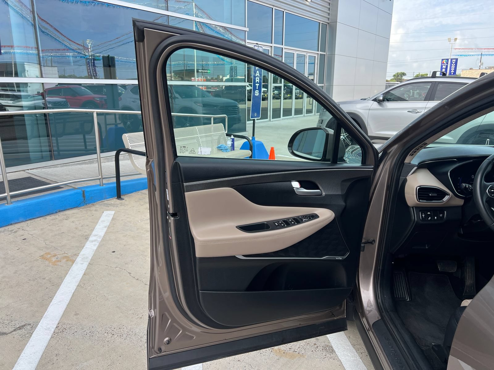 Used 2020 Hyundai Santa Fe SEL FWD image 10