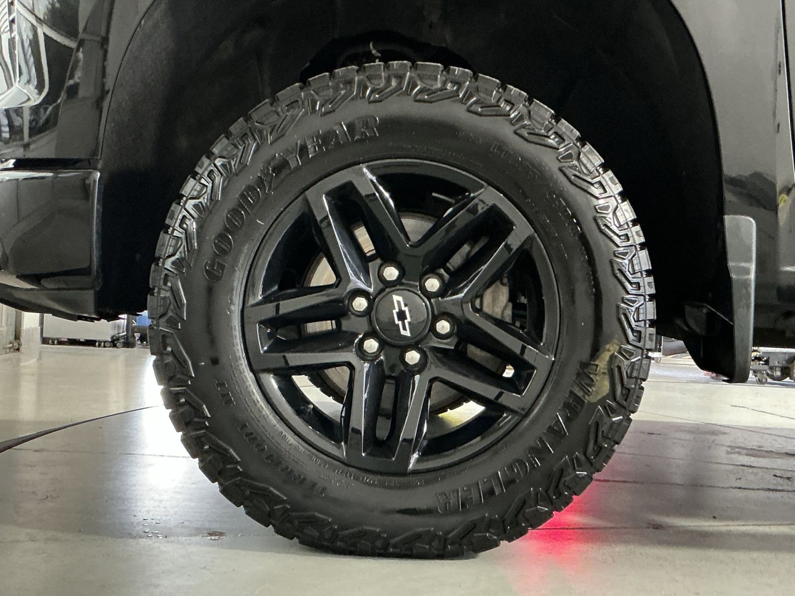Used 2023 Chevrolet Silverado 1500 LT Trail Boss AWD/4WD image 13