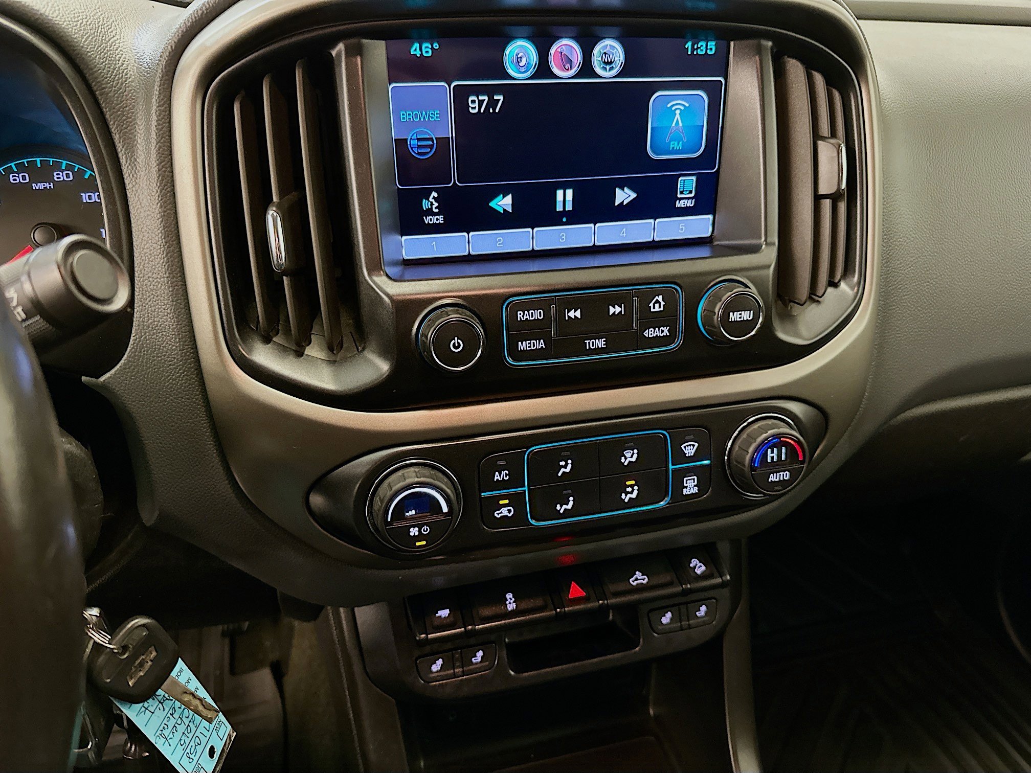 Used 2015 Chevrolet Colorado Z71 AWD/4WD image 26