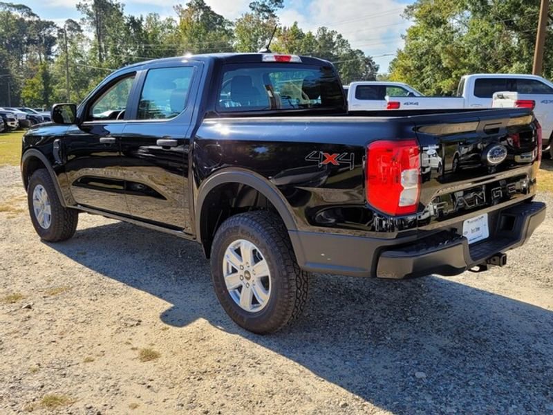 New 2025 Ford Ranger XL image 8