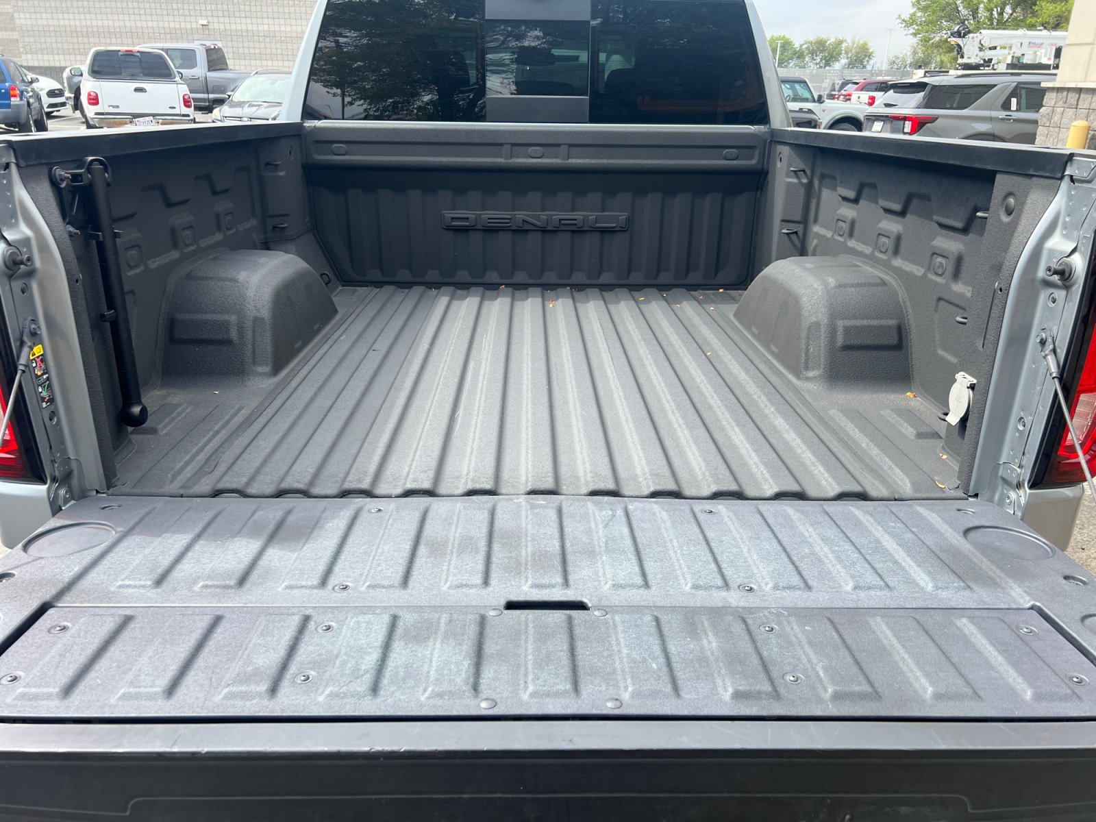 Used 2023 GMC Sierra 1500 Denali AWD/4WD image 28