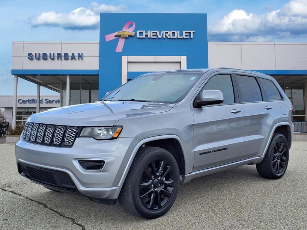 Used 2020 Jeep Grand Cherokee Altitude image 1