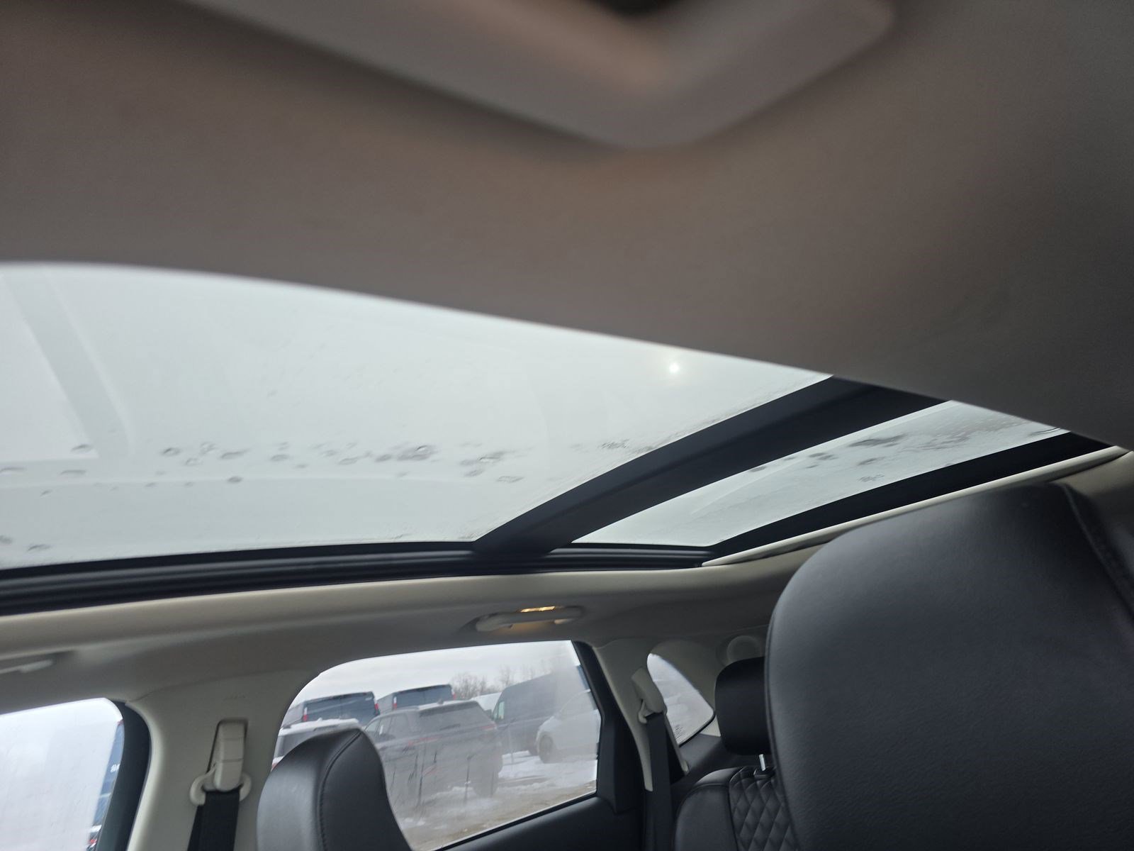 Used 2024 Ford Edge Titanium w/ Equipment Group 301A image 19