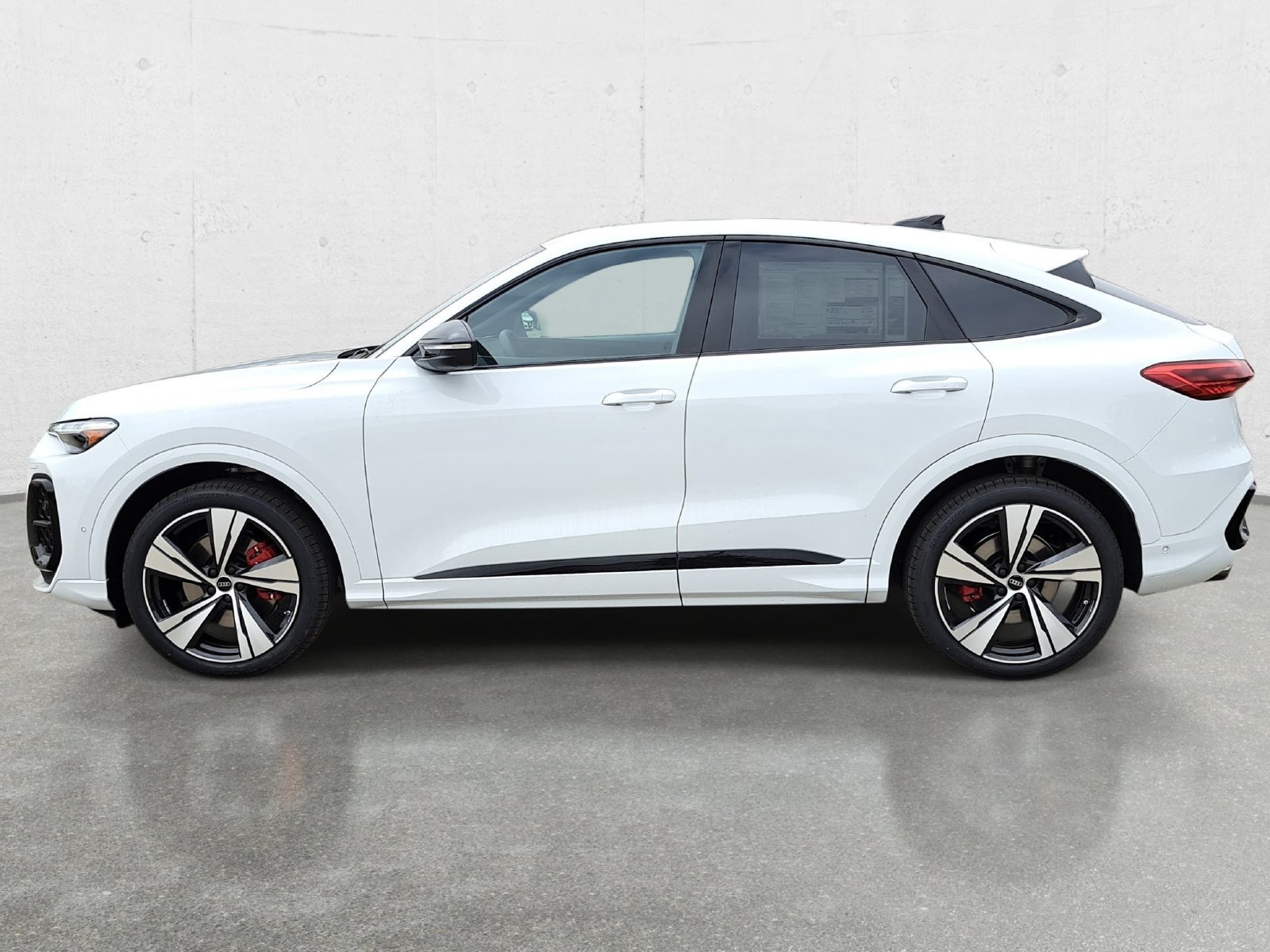 New 2026 Audi SQ5 Premium Plus AWD/4WD image 8