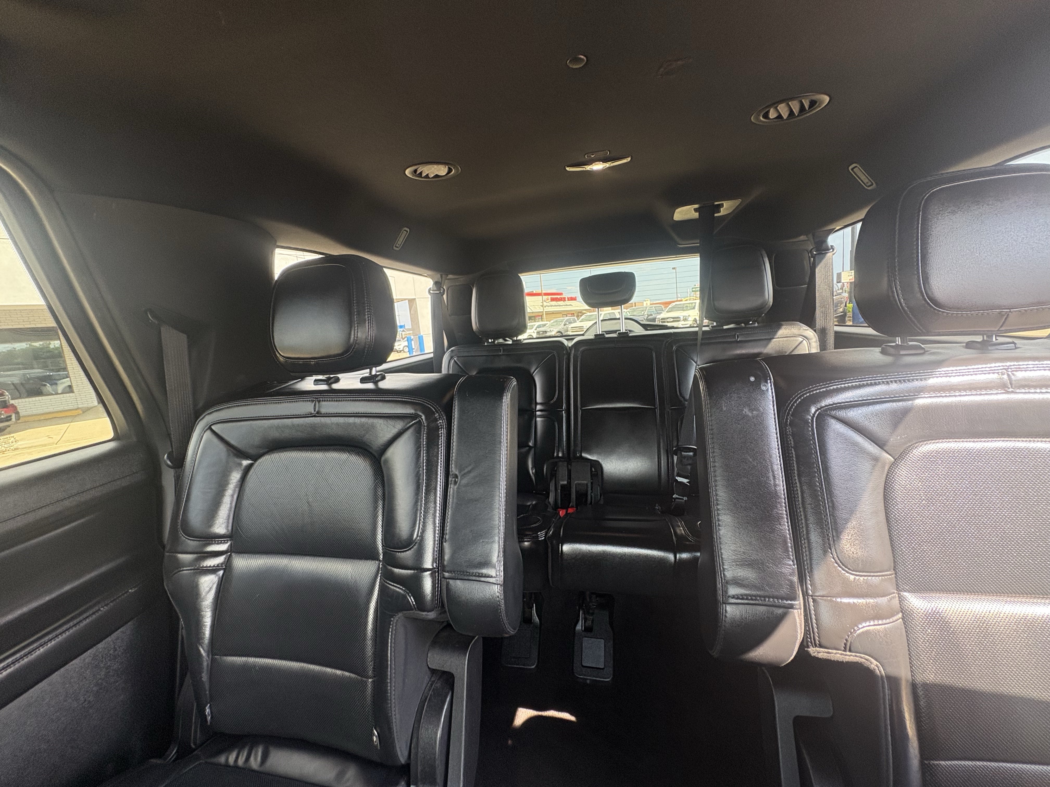 Used 2021 Lincoln Navigator L Reserve AWD/4WD image 14