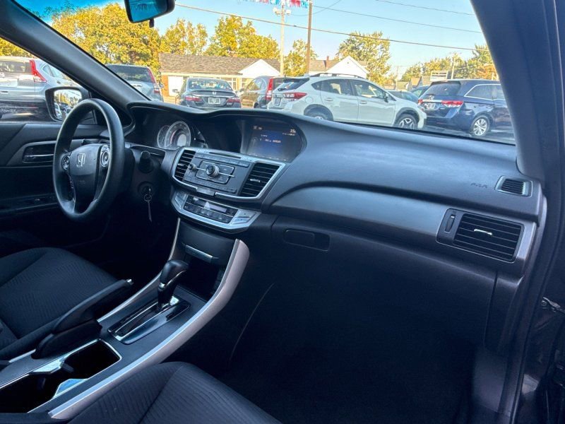 Used 2015 Honda Accord LX image 15