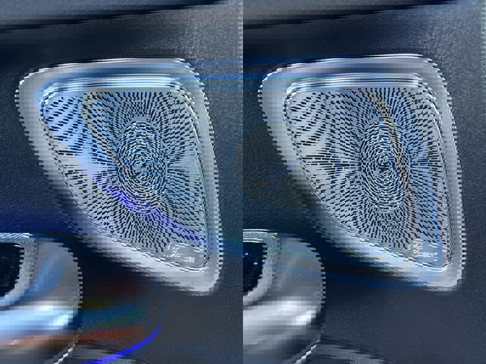 Used 2025 Mercedes-Benz CLE 300 4MATIC Coupe image 30