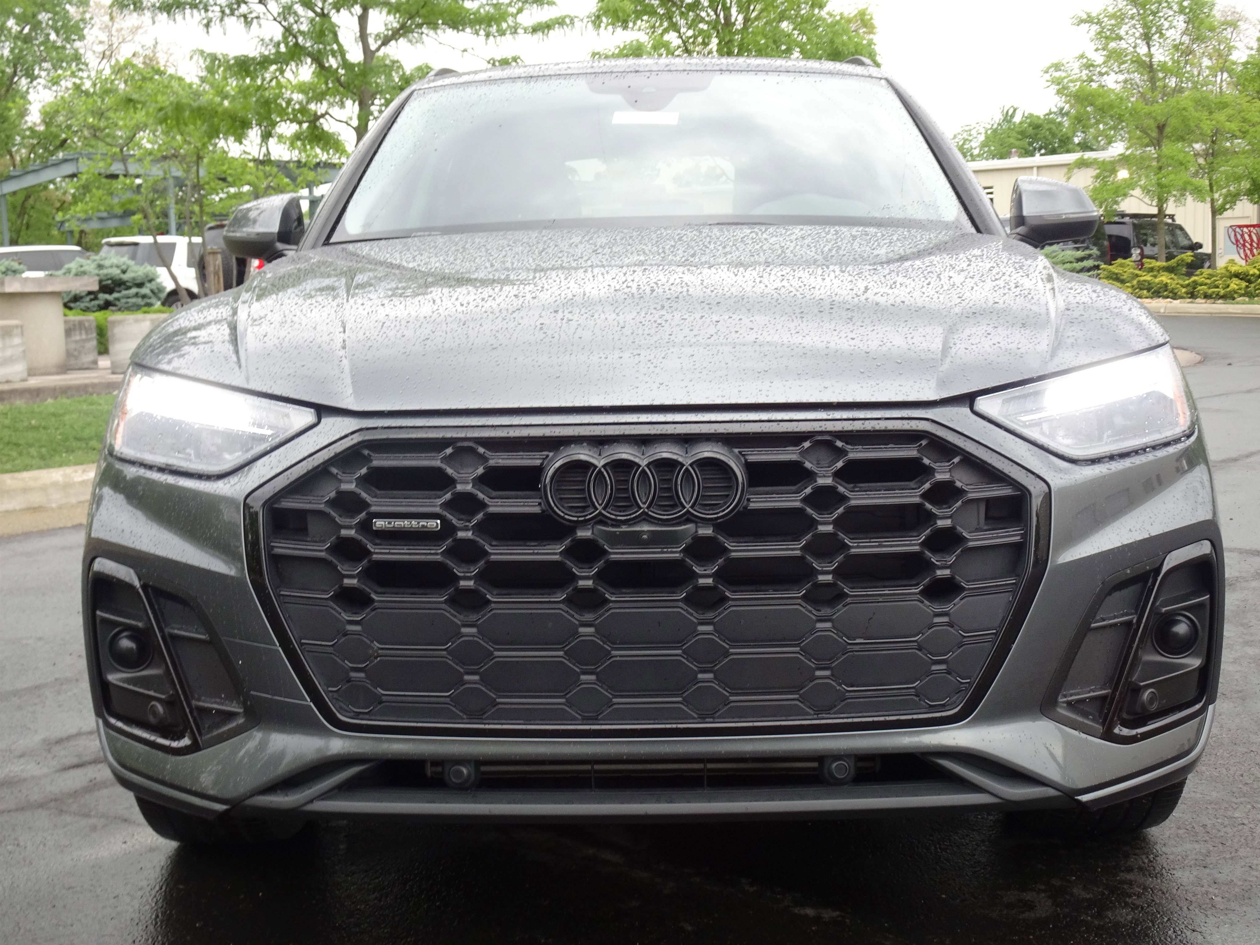 Used 2023 Audi Q5 2.0T Premium Plus w/ Premium Plus Package AWD/4WD image 8