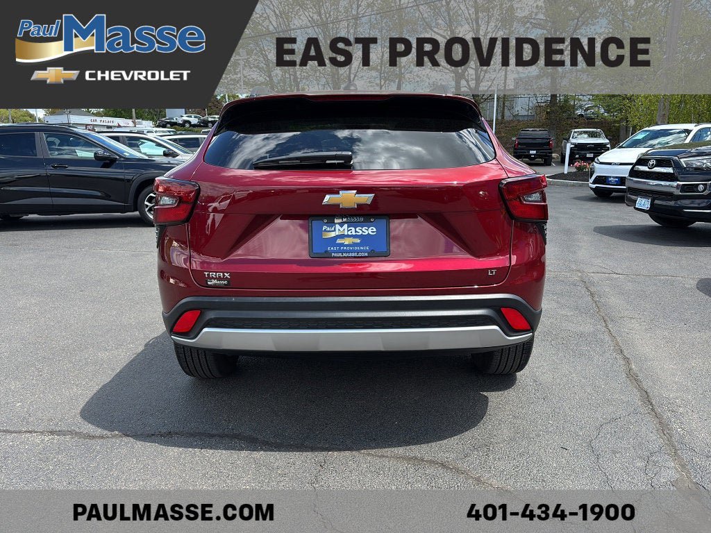 Certified 2025 Chevrolet Trax LT w/ LT Convenience Package FWD image 6