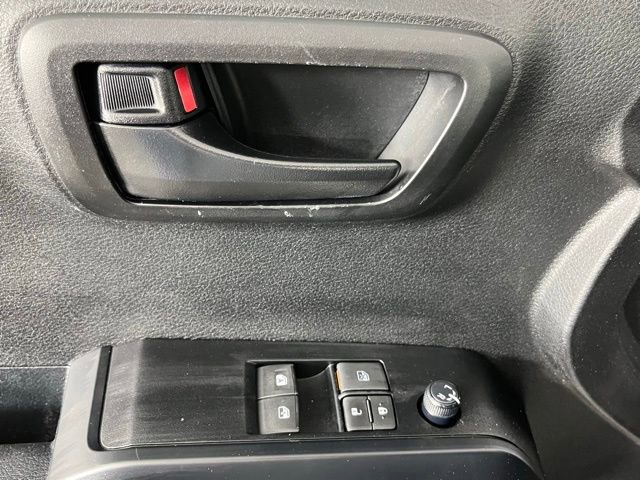 Used 2022 Toyota Tacoma SR AWD/4WD image 18