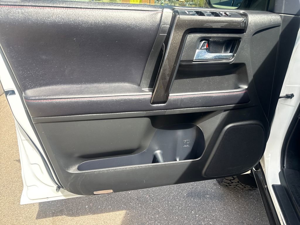 Used 2017 Toyota 4Runner TRD Off-Road Premium image 10