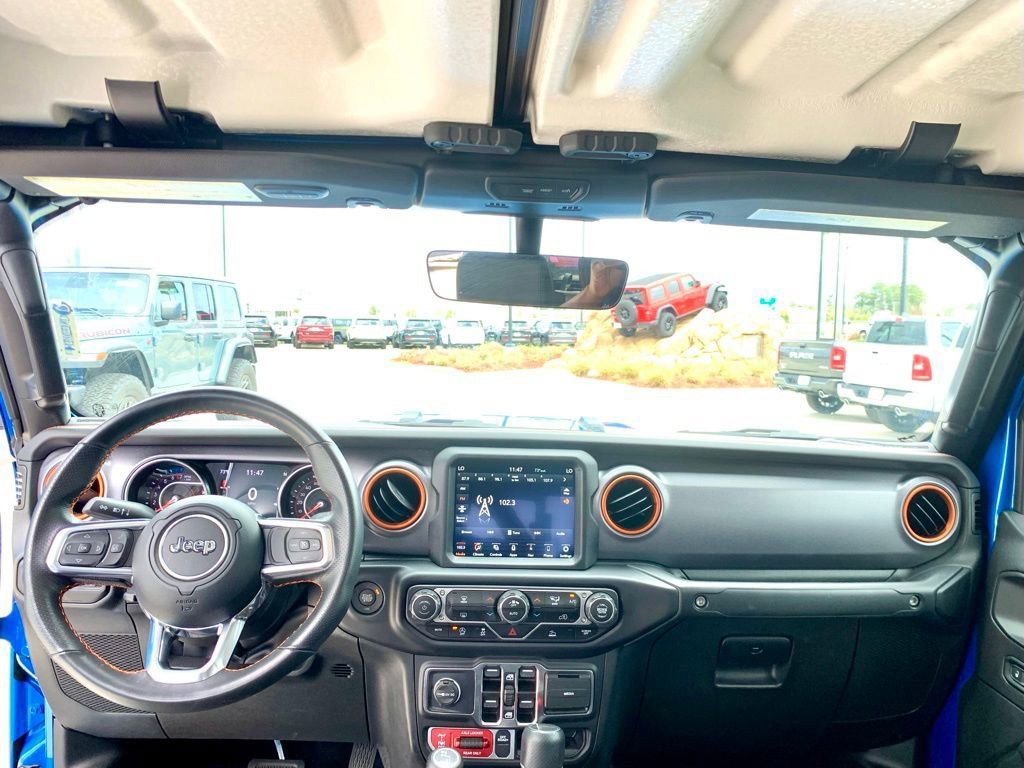 Used 2022 Jeep Gladiator Mojave w/ LED Lighting Group AWD/4WD image 16