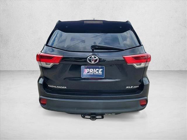 Used 2019 Toyota Highlander XLE image 6