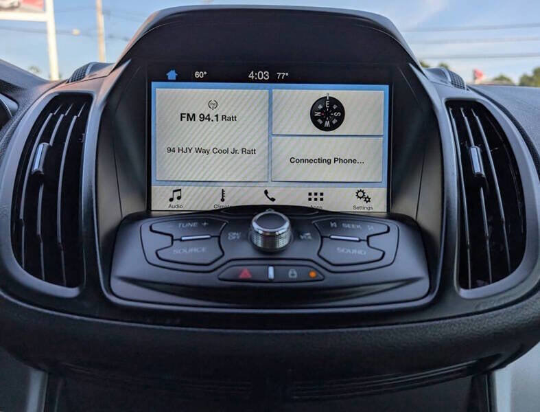 Used 2016 Ford Escape SE w/ Equipment Group 201A image 14