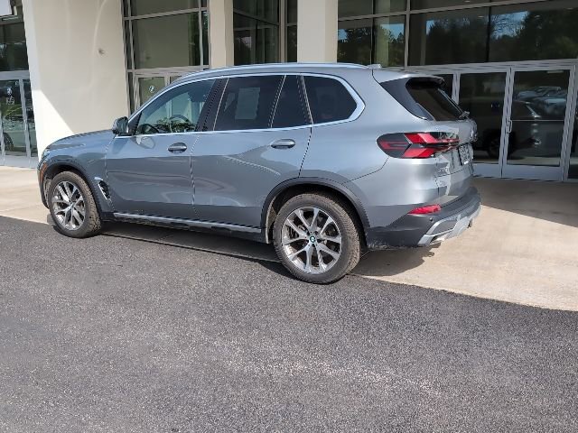 Used 2024 BMW X5 xDrive40i w/ Premium Package AWD/4WD image 7