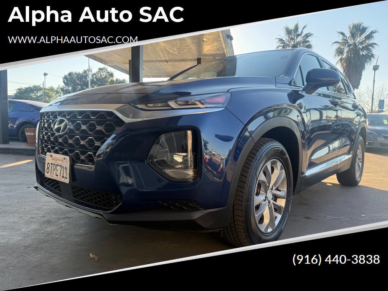 Used 2019 Hyundai Santa Fe SE AWD/4WD image 1