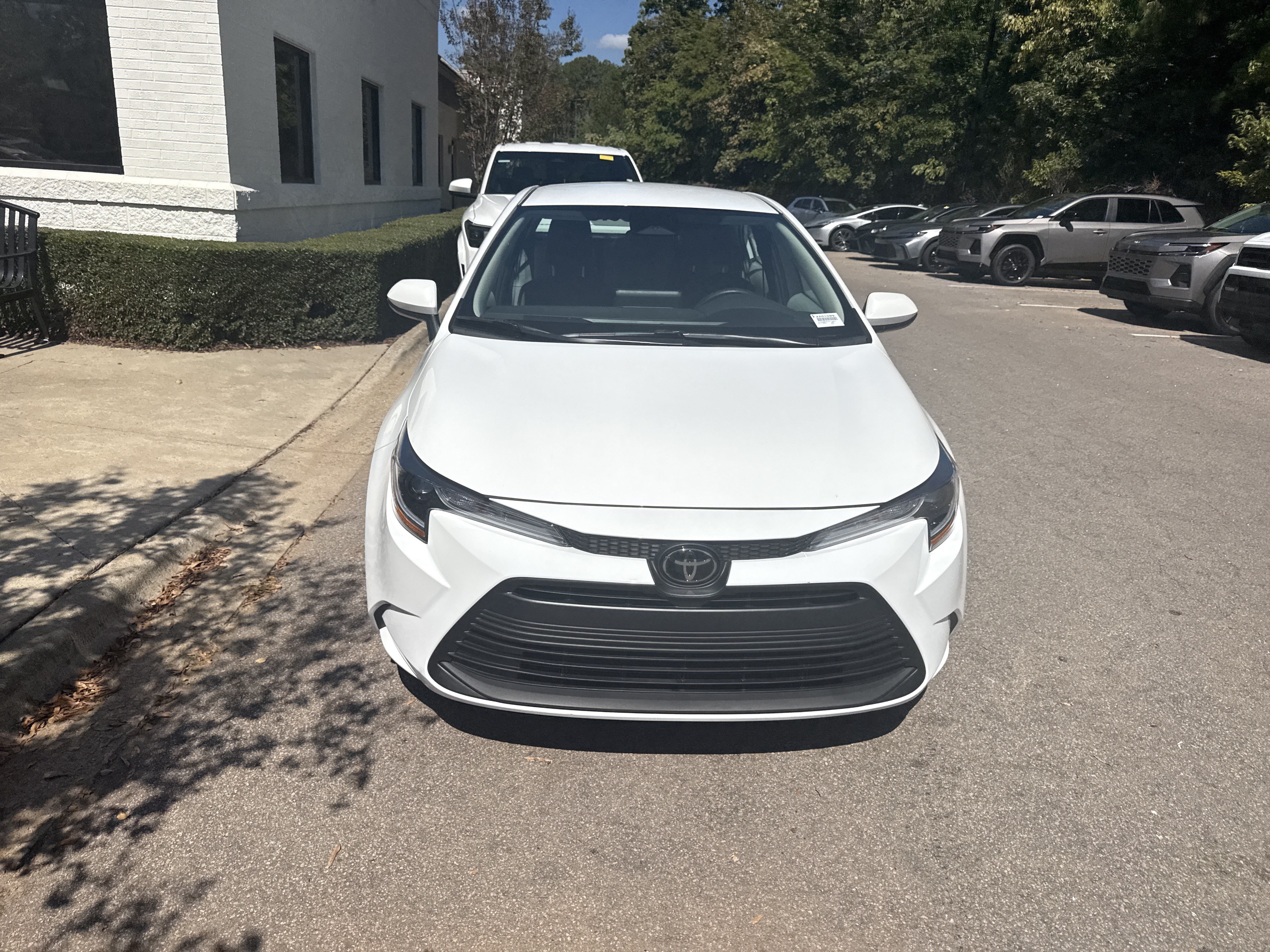 Used 2026 Toyota Corolla LE FWD image 15