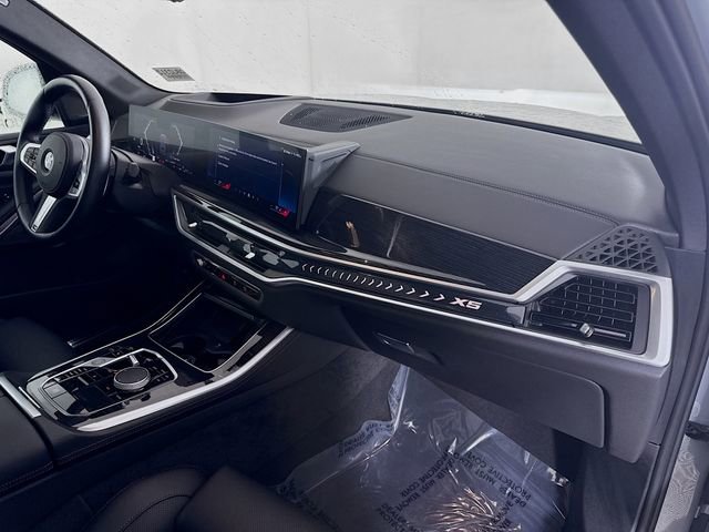 Used 2024 BMW X5 xDrive40i w/ M Sport Package image 30