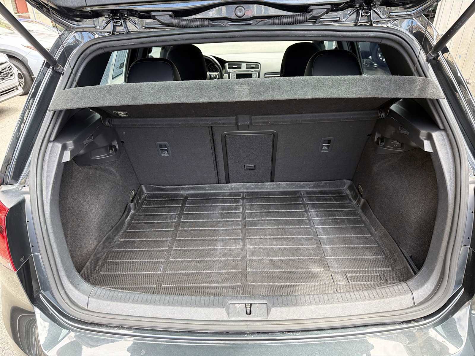 Used 2016 Volkswagen GTI SE w/ Lighting Package (SEL) image 22