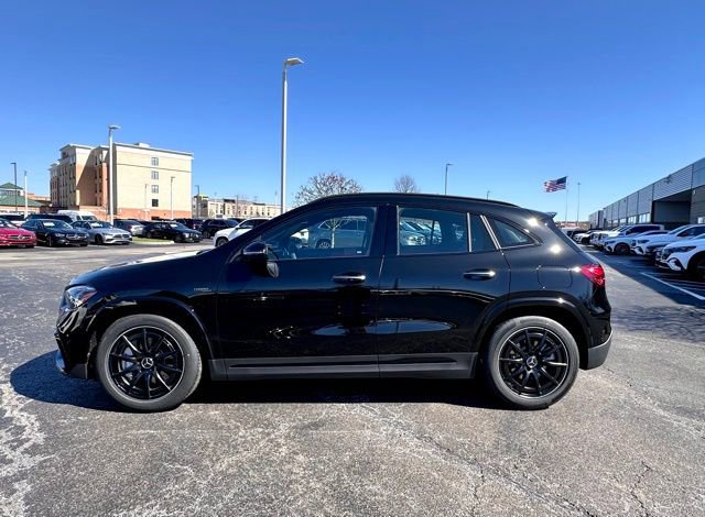 New 2026 Mercedes-Benz GLA 35 AMG 4MATIC image 4