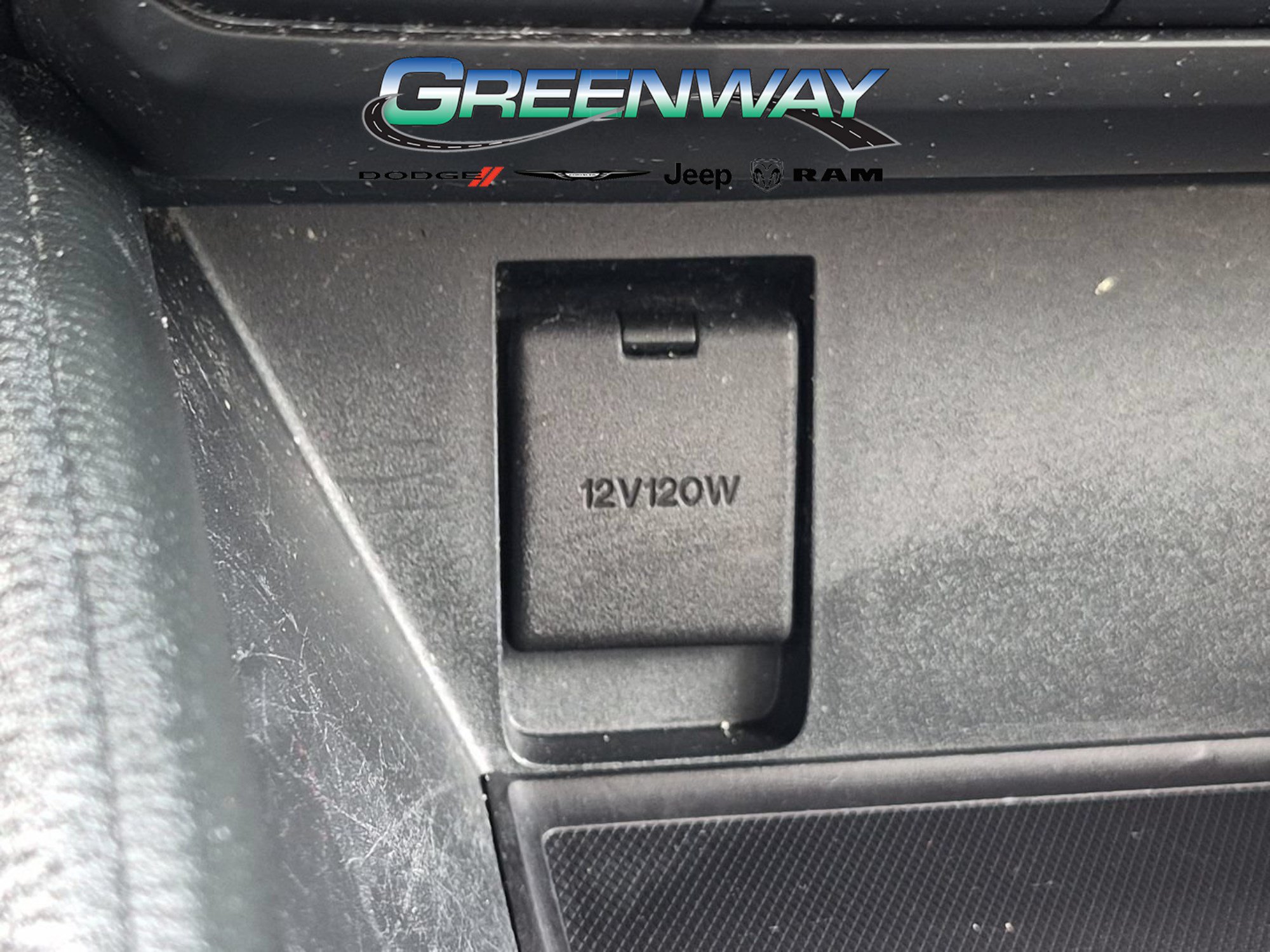 Used 2018 MAZDA CX-5 Touring w/ Preferred Equipment Package FWD image 21