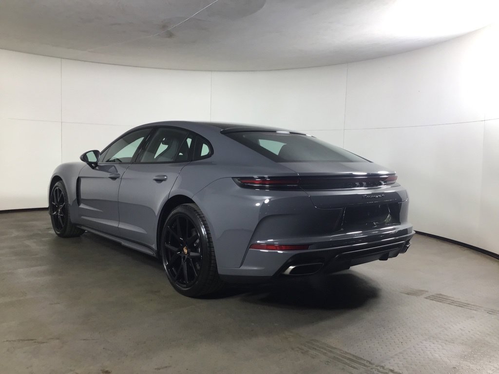 Certified 2026 Porsche Panamera 4 AWD/4WD image 3
