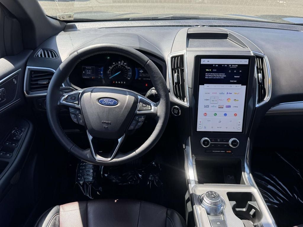 Used 2022 Ford Edge Titanium w/ Equipment Group 301A image 35