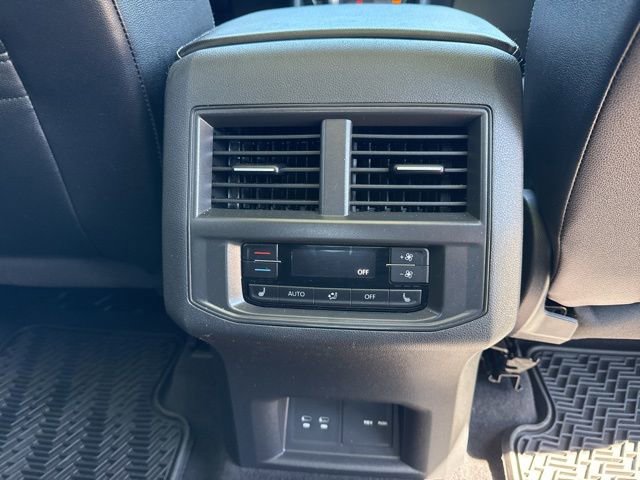 Used 2023 Volkswagen Atlas SEL Premium AWD/4WD image 18