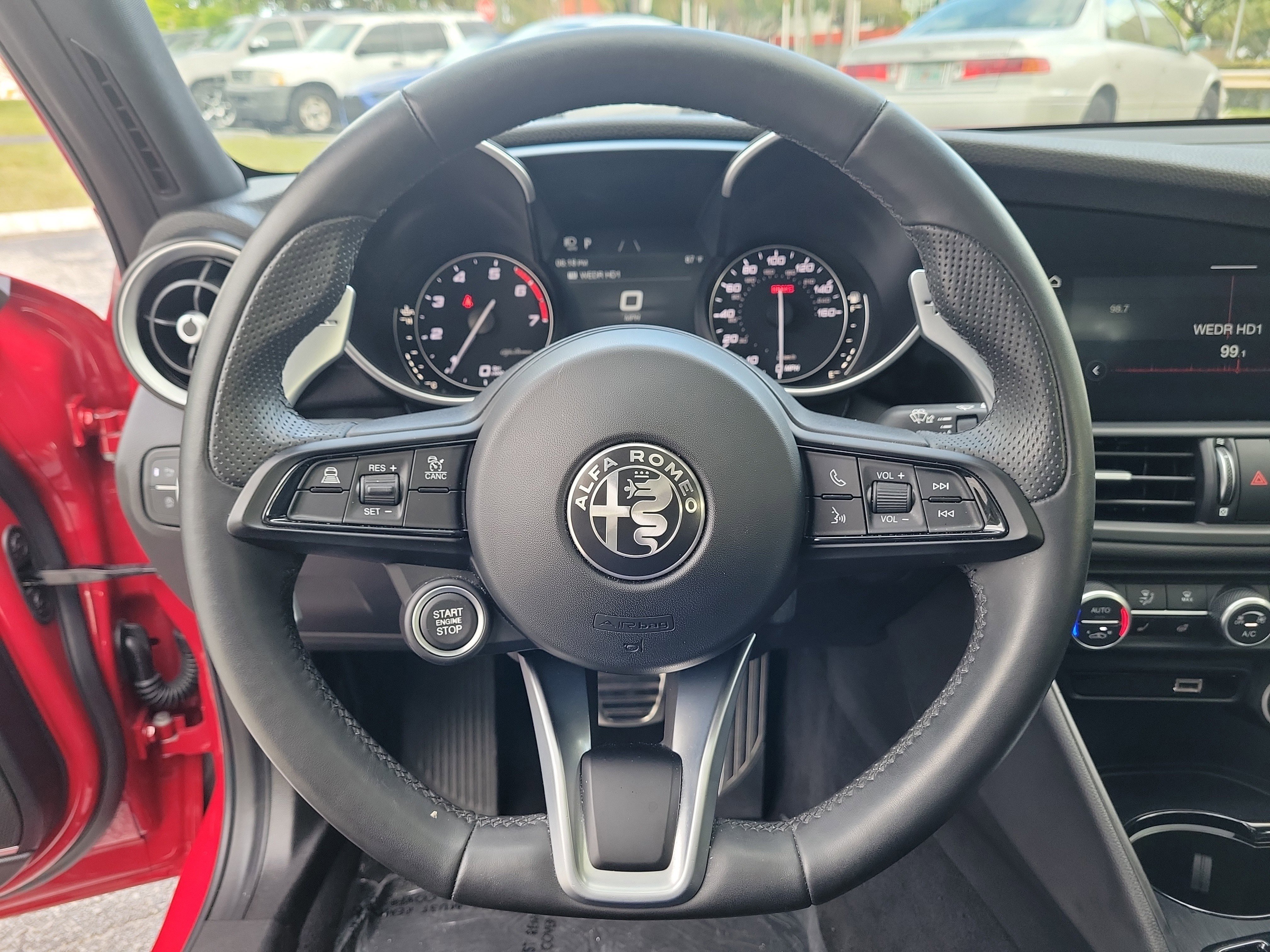 Used 2023 Alfa Romeo Giulia Sprint image 25