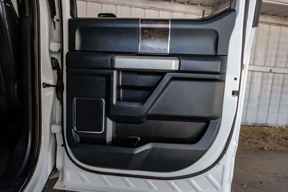 Used 2022 Ford F350 Lariat image 47