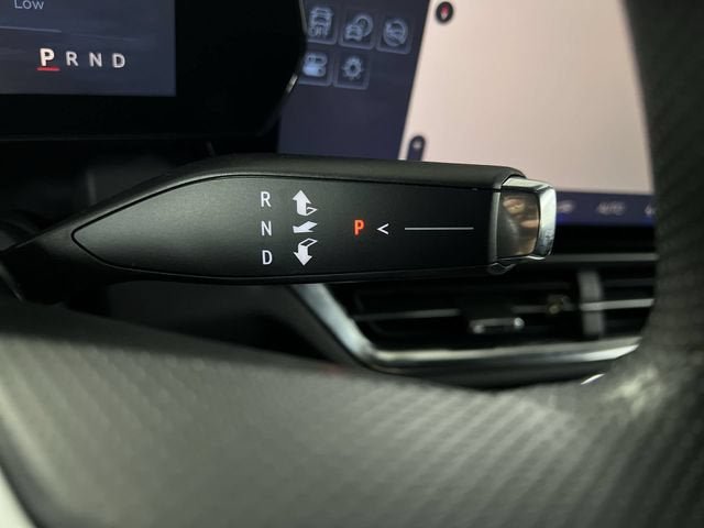 Certified 2025 Chevrolet Equinox EV LT FWD image 16