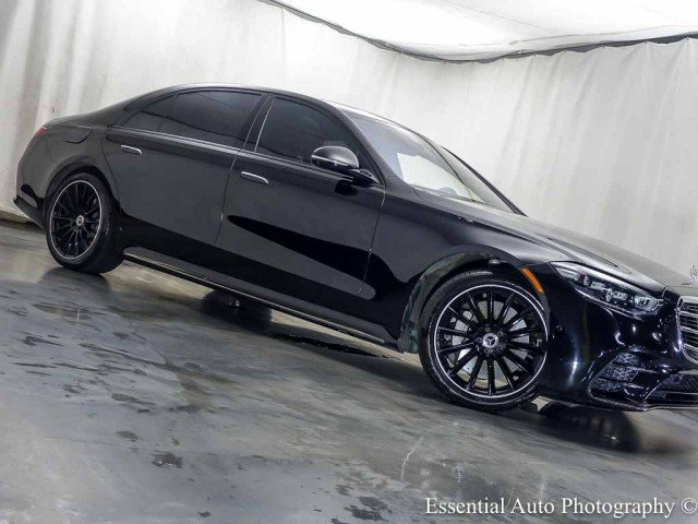 Used 2023 Mercedes-Benz S 580e 4MATIC Sedan image 4
